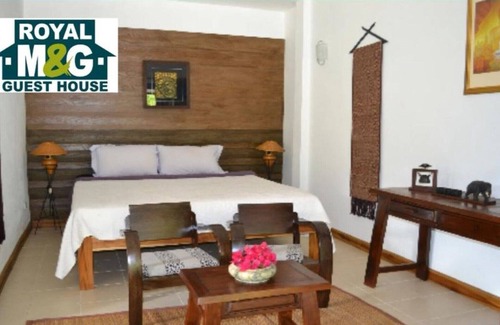 Maun House | The Royal M&G GuestHouse- Family Room with Bathroom