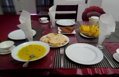 Nuwara Eliya Bed & Breakfast | The Royal Terrace Holiday Bungalow
