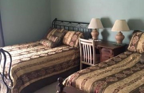 Towanda Bed & Breakfast | The Russell at Victorian Charm Inn
