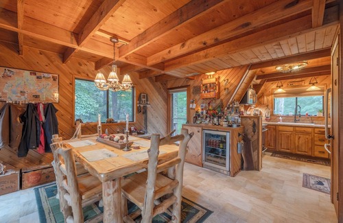 Innsbrook Ski Chalet | The Rustic at Hummingbird Hollow by Innsbrook Vacations!