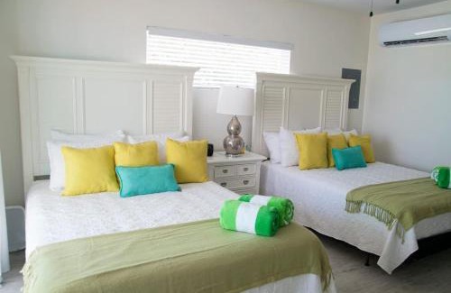 Colliers Bay House | The Sand Dollar at Cottages
