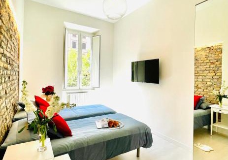 Esquilino Apartment | The Savoy Suite