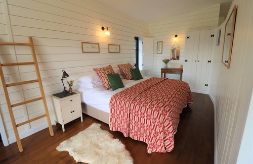 Llantwit Major Cabin | The Sea View Pavilion
