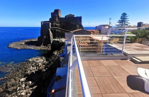 Aci Castello House | The sea you can feel