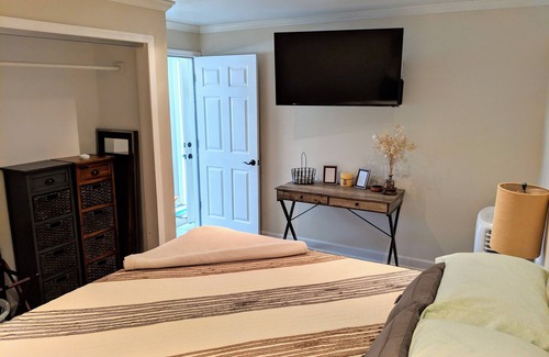 Virginia Beach House | The SeaBoard Country Beach Suite Pungo Sandbridge
