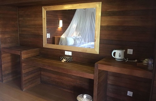 Mushroom Bay Bed & Breakfast | The Seaman Garden Huts