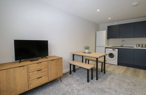 Seaford Cottage | THE SECRET COTTAGE 4A, pet friendly, with a garden in Seaford