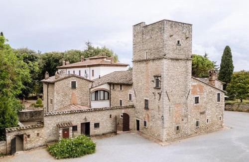 San Mariano House | The Secret Garden - Pool, Garden and Parking