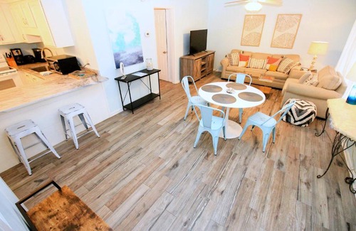 Miramar Beach House | The Seven Seas Sea Cabin Scenic 98 Florida Beach Rentals Remodeled