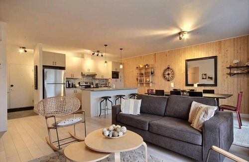 La Cite-Limoilou Apartment | The Shack by BnbCopilote