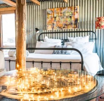Cowra House | The Shearing Shed - Boutique Farm Stay