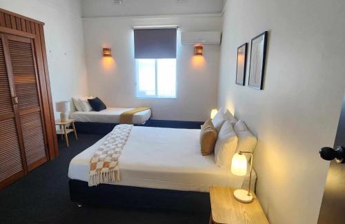 Lismore Hotel | The Sherwood Hotel