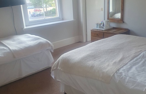 Cannards Grave Hotel | The Shrubbery Hotel