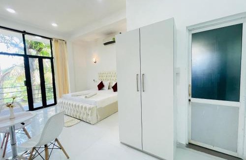 Matara House | The Silent Gate