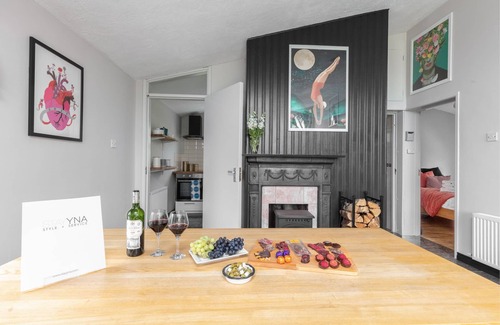 Bothar Bui House | The Sleepy Shell 3 bedroom house