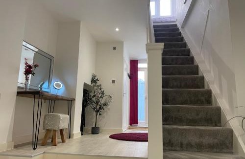 Royal Tunbridge Wells Apartment | The Snap Pad Boutique Apartment