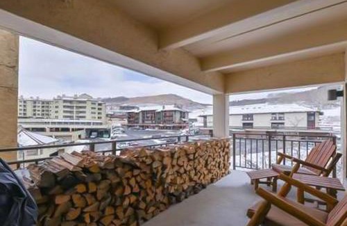 Crested Butte Apartment | The Snowflower Retreat