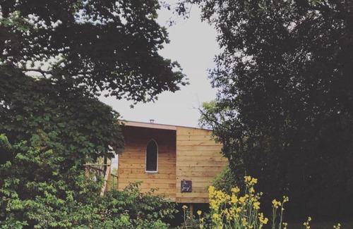 Inch Island Ski Chalet | The Snug at Glack House