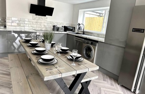 Cathays House | The Social Club - The Ultimate Experience