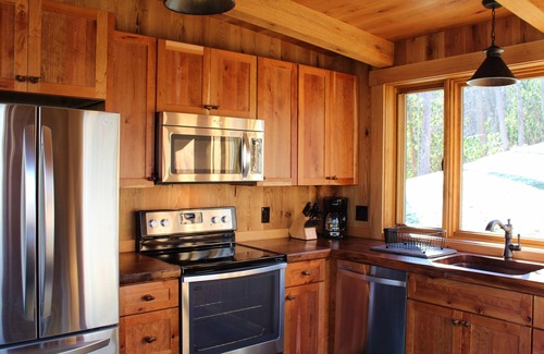 Rye Valley Cabin | The Sounds of Nature! Wildlife and Mtn. views are all you will see and hear