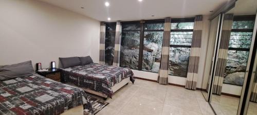 Greater Johannesburg Metropolitan Area Apartment | The Southern Views Unit 2 - Private