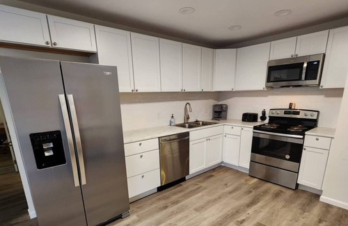 Springboro House | The Springboro Family & Friends House! 4bd/2ba