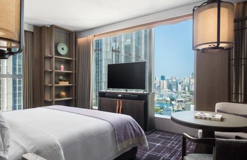 Wan Chai Hotel | The St. Regis Hong Kong