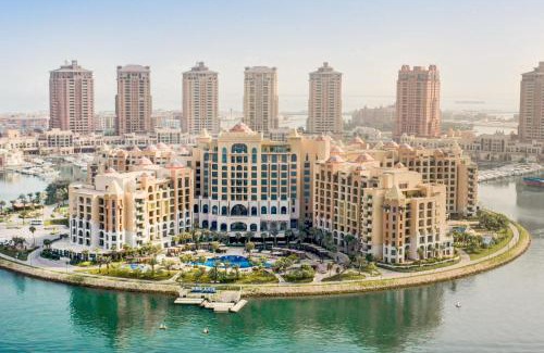 Doha Hotel | The St. Regis Marsa Arabia Island, The Pearl Qatar