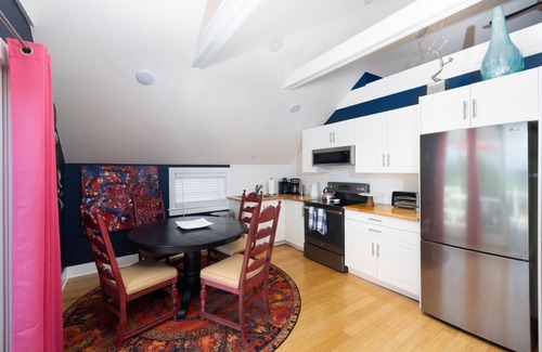 West Cape May Apartment | The Stable Cottage at Willow Creek Winery