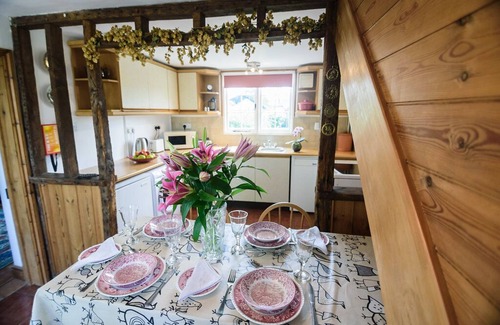 Ashford Cottage | The Stable Cottage is situated in an Idyllic Rural Location near Woodchurch.