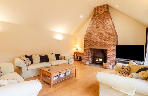 Diss House | The Stables at Hall Barn