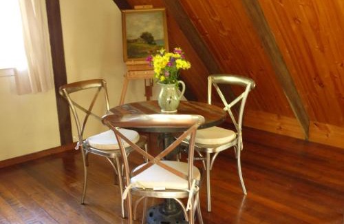 Cooroy House | The Stables