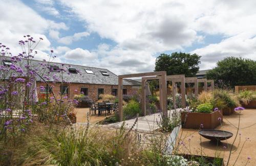 Beckhampton House | The Stables