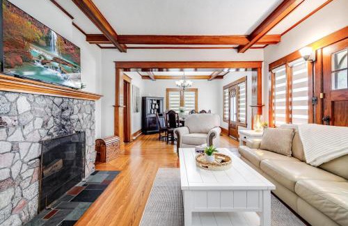 Kingsville House | The Stone House Farm Stay