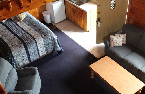 Ogdensburg Hotel | The Stonefence Resort