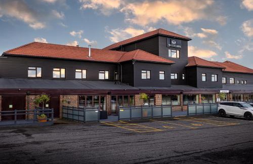 High Post Hotel | The Stones Hotel