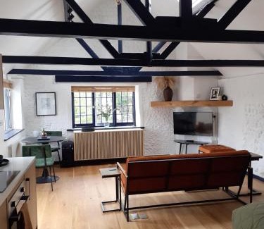 Arundel Apartment | The Studio, Arundel