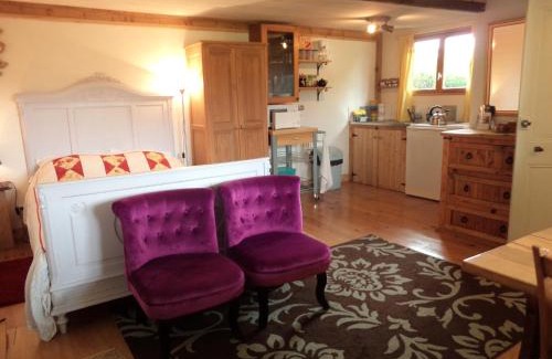 Saint-Segal Bed & Breakfast | The Studio