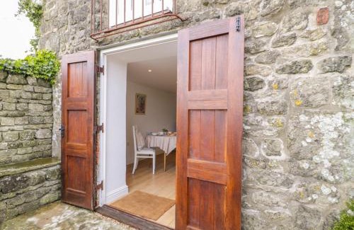 Shaftesbury House | The Studio