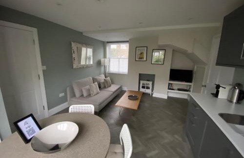 Worthing House | The Studio