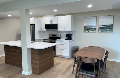 Prince George House | The Suite on Paradise Hill, fully furnished basement suite