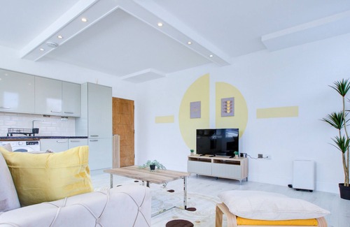 Sutton Central Apartment | The Sunshine, 1 Bed Apartment, High St, Sutton