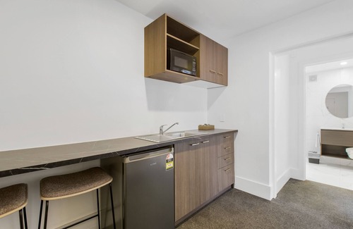 Grey Lynn Hotel | The Surrey Hotel