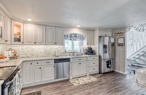 Holbrook House | The Sweet Escape-25mi drive to "The Hamptons"