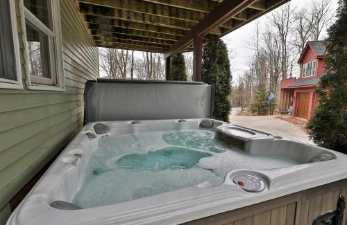 Killington House | The Tanglewood Lodge- Amazing Ski Home for Groups, Hot Tub, Close to Killington Resort! home
