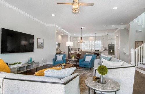 Redington Beach House | The Tides Beach House | Across from the beach!