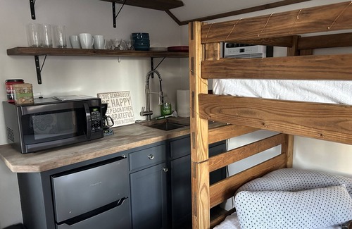 Smyrna House | The Tiny House Experience, at that Treasure House