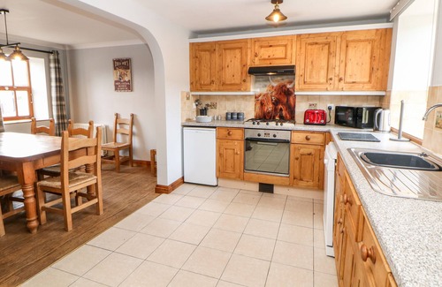 Over Haddon Cottage | The Tom Wragg Suite