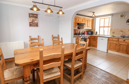 Over Haddon Cottage | The Tom Wragg Suite