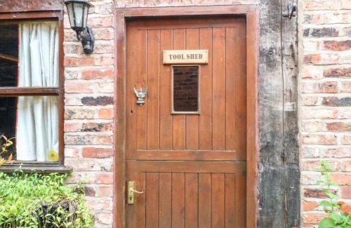 Warrington House | The Toolshed